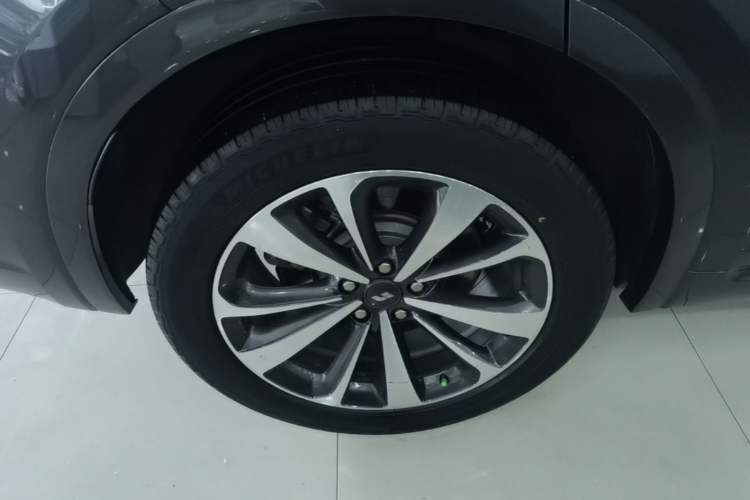 Used Li Auto ONE 2021 Extended-Range 6-Seater Version Exterior 5