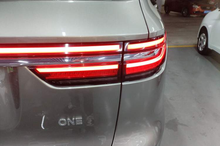 Used Li Auto ONE 2021 Extended-Range 6-Seater Version Exterior 6
