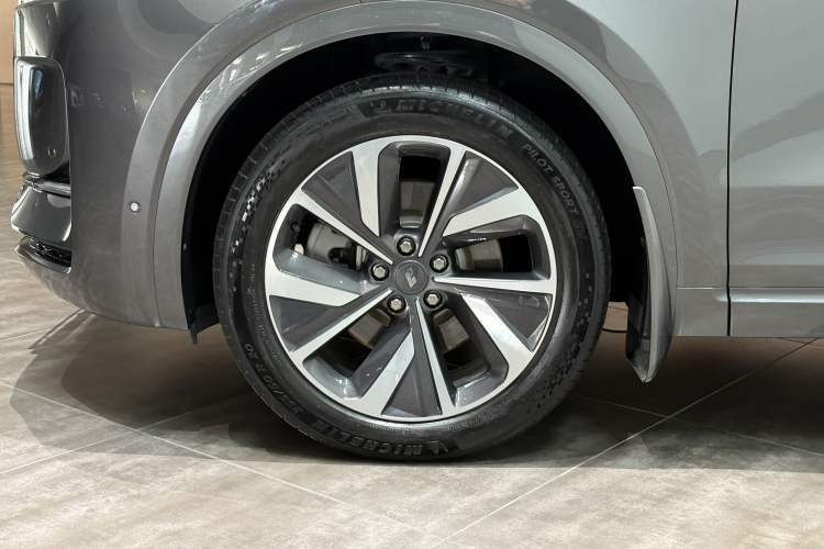 Used Li Auto ONE 2021 Extended-Range 6-Seater Version Exterior 6