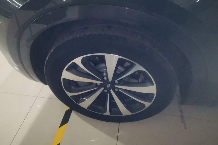 Used Li Auto ONE 2021 Extended-Range 6-Seater Version Exterior 7
