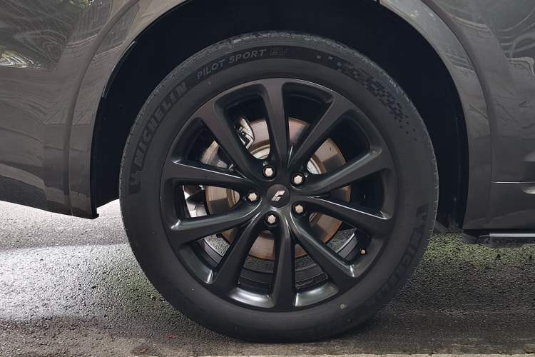 Used Li Auto ONE 2021 Extended-Range 6-Seater Version Exterior 8