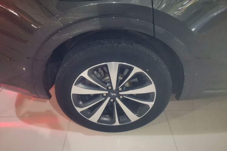 Used Li Auto ONE 2021 Extended-Range 6-Seater Version Exterior 8