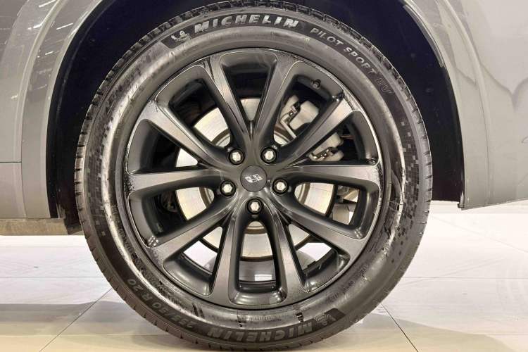 Used Li Auto ONE 2021 Extended-Range 6-Seater Version Exterior 8