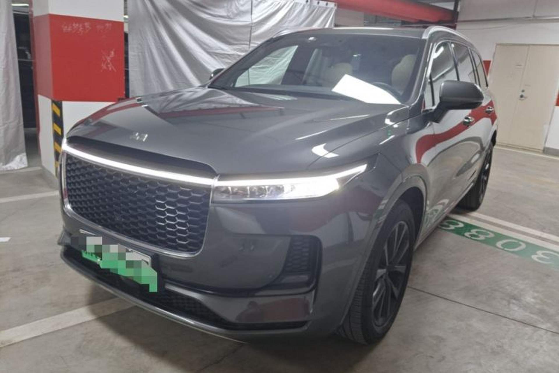 Used Li Auto ONE 2021 Extended-Range 6-Seater Version Front Left 45 Deg