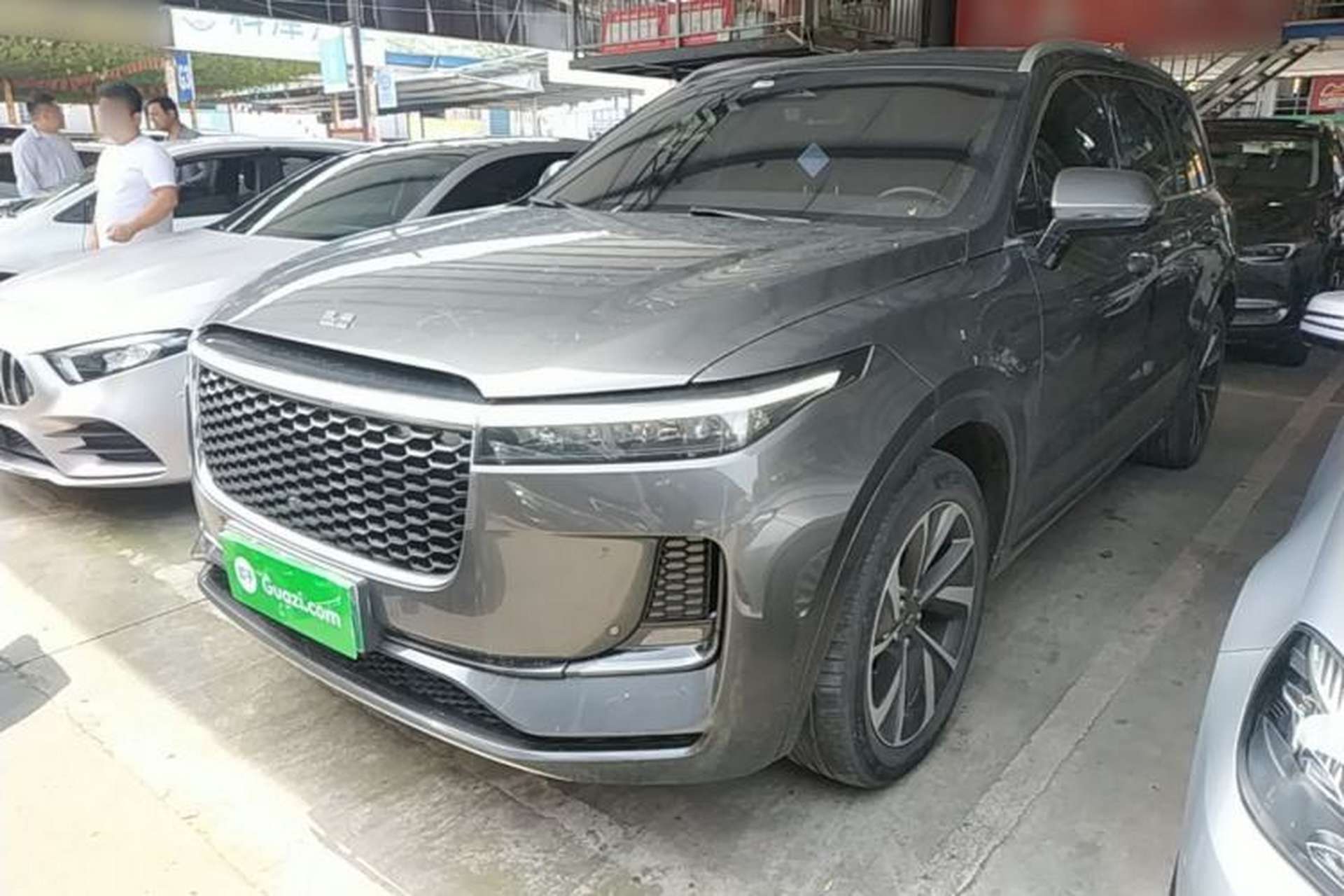 Used Li Auto ONE 2021 Extended-Range 6-Seater Version Front Left 45 Deg