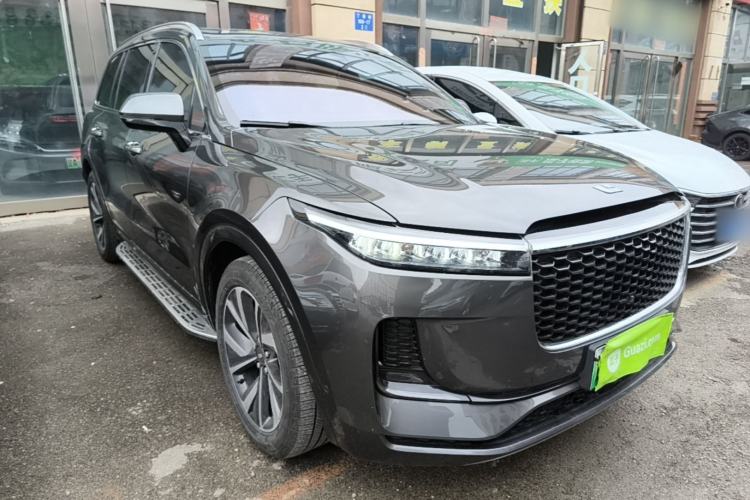 Used Li Auto ONE 2021 Extended-Range 6-Seater Version Front Right 45 Deg