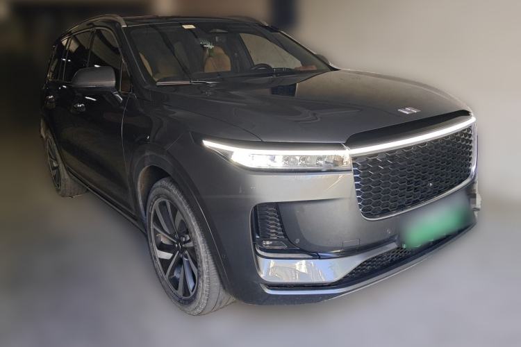 Used Li Auto ONE 2021 Extended-Range 6-Seater Version Front Right 45 Deg