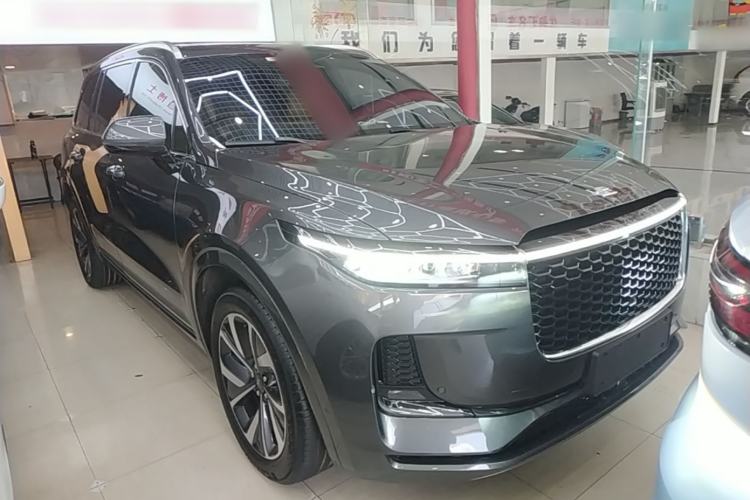 Used Li Auto ONE 2021 Extended-Range 6-Seater Version Front Right 45 Deg