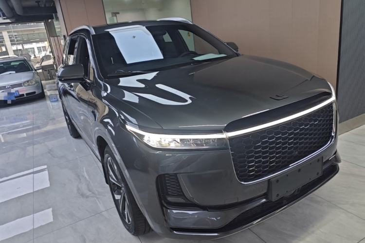 Used Li Auto ONE 2021 Extended-Range 6-Seater Version Front Right 45 Deg