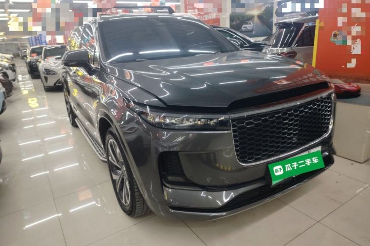 Used Li Auto ONE 2021 Extended-Range 6-Seater Version Front Right 45 Deg