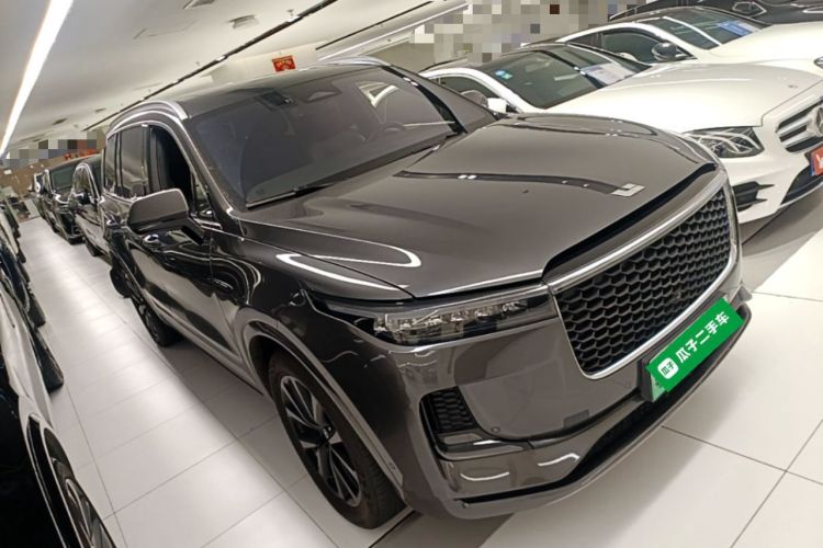 Used Li Auto ONE 2021 Extended-Range 6-Seater Version Front Right 45 Deg