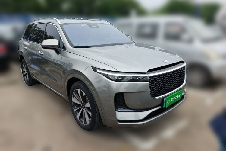 Used Li Auto ONE 2021 Extended-Range 6-Seater Version Front Right 45 Deg