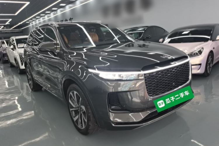 Used Li Auto ONE 2021 Extended-Range 6-Seater Version Front Right 45 Deg
