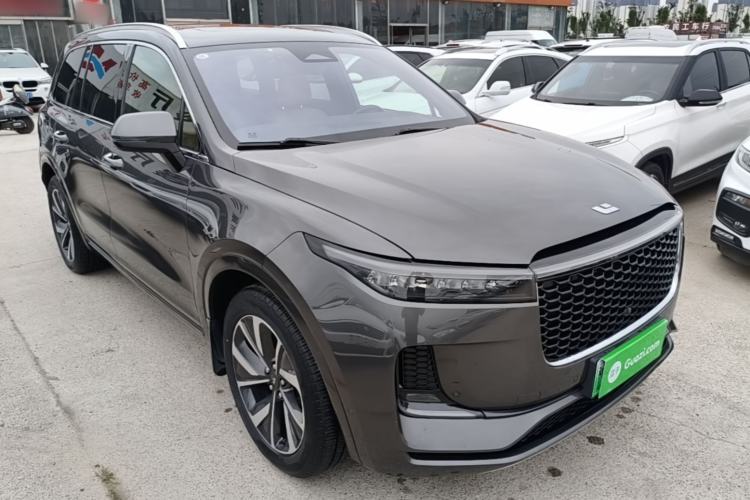 Used Li Auto ONE 2021 Extended-Range 6-Seater Version Front Right 45 Deg