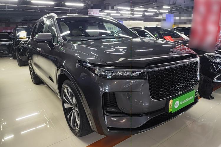 Used Li Auto ONE 2021 Extended-Range 6-Seater Version Front Right 45 Deg