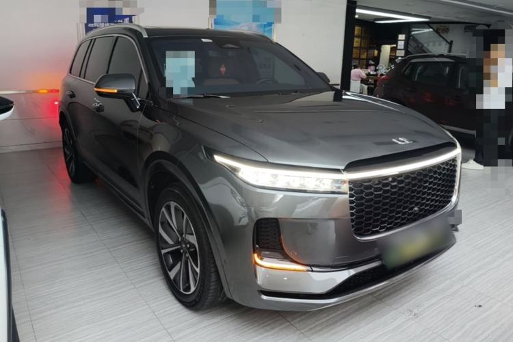 Used Li Auto ONE 2021 Extended-Range 6-Seater Version Front Right 45 Deg