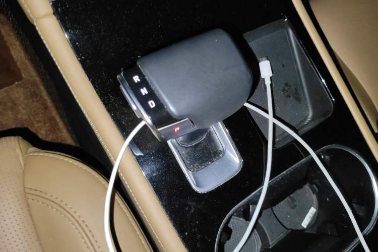 Used Li Auto ONE 2021 Extended-Range 6-Seater Version Gear Lever