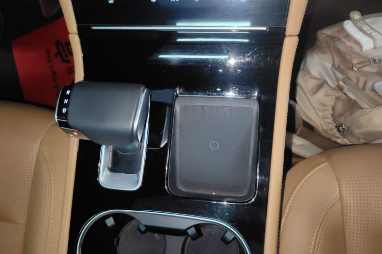 Used Li Auto ONE 2021 Extended-Range 6-Seater Version Gear Lever