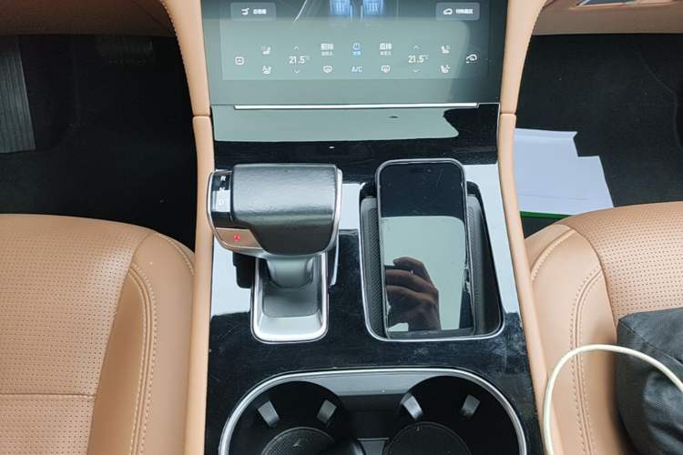 Used Li Auto ONE 2021 Extended-Range 6-Seater Version Gear Lever