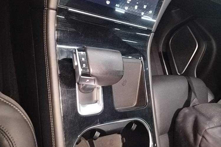 Used Li Auto ONE 2021 Extended-Range 6-Seater Version Gear Lever