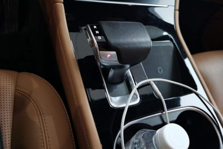 Used Li Auto ONE 2021 Extended-Range 6-Seater Version Gear Lever