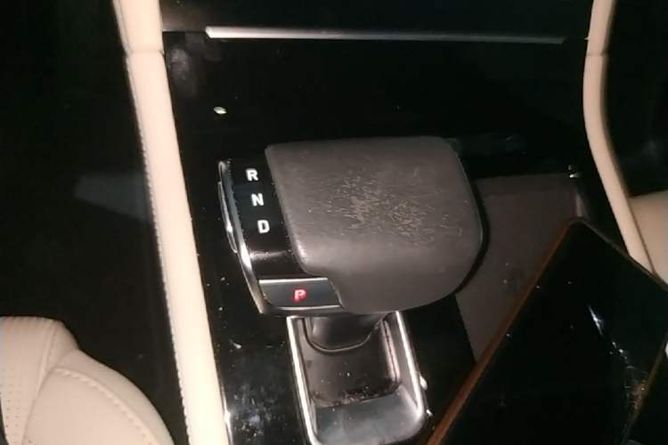Used Li Auto ONE 2021 Extended-Range 6-Seater Version Gear Lever