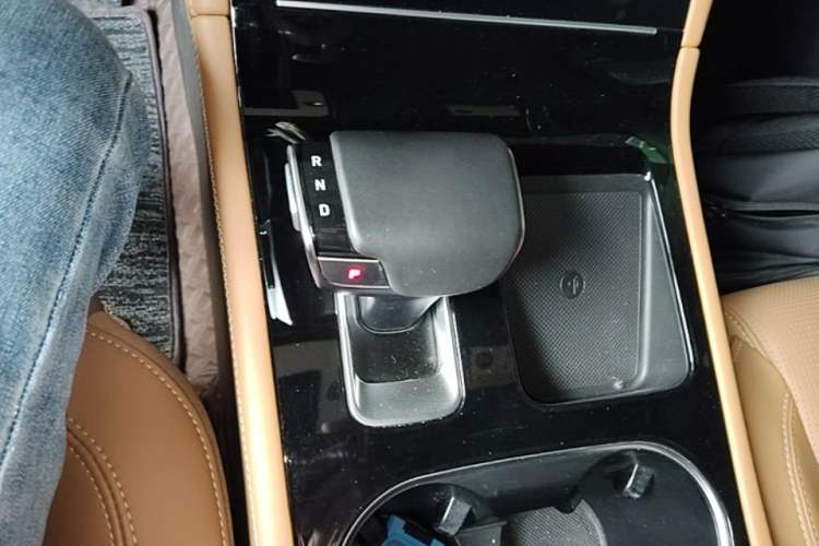 Used Li Auto ONE 2021 Extended-Range 6-Seater Version Gear Lever