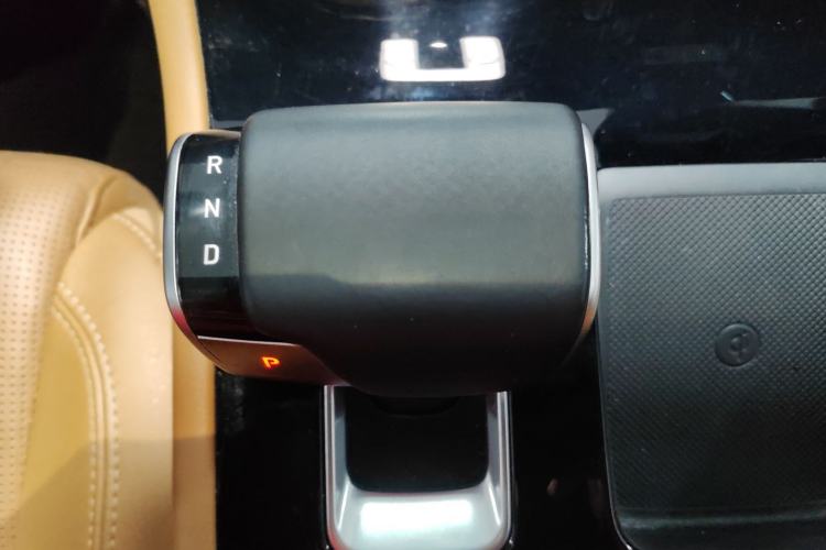 Used Li Auto ONE 2021 Extended-Range 6-Seater Version Gear Lever