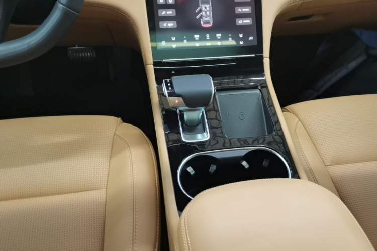 Used Li Auto ONE 2021 Extended-Range 6-Seater Version Gear Lever
