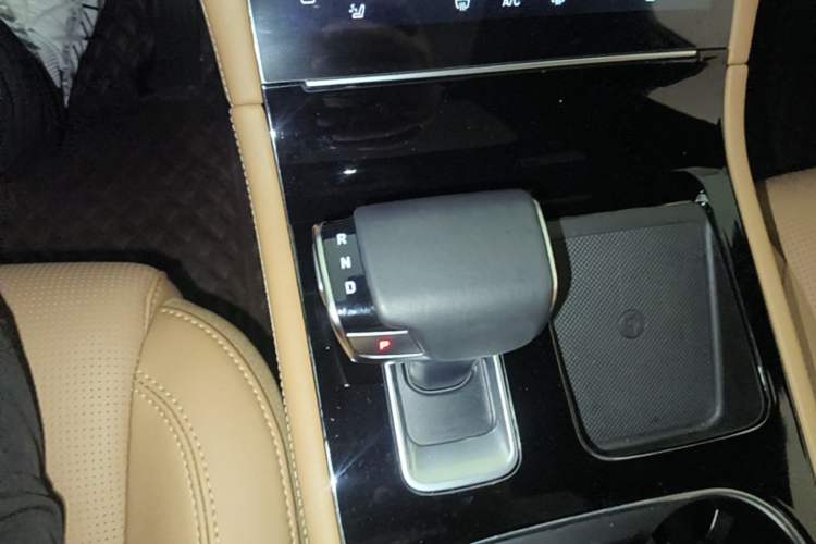 Used Li Auto ONE 2021 Extended-Range 6-Seater Version Gear Lever