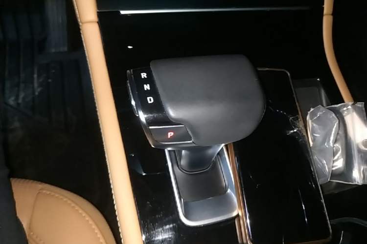 Used Li Auto ONE 2021 Extended-Range 6-Seater Version Gear Lever