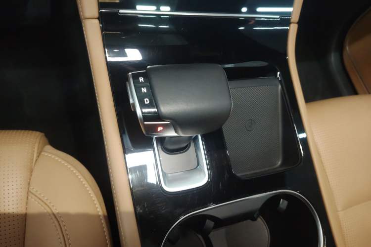 Used Li Auto ONE 2021 Extended-Range 6-Seater Version Gear Lever