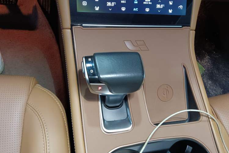 Used Li Auto ONE 2021 Extended-Range 6-Seater Version Gear Lever
