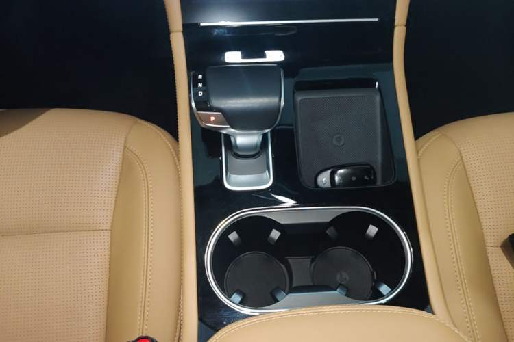 Used Li Auto ONE 2021 Extended-Range 6-Seater Version Gear Lever