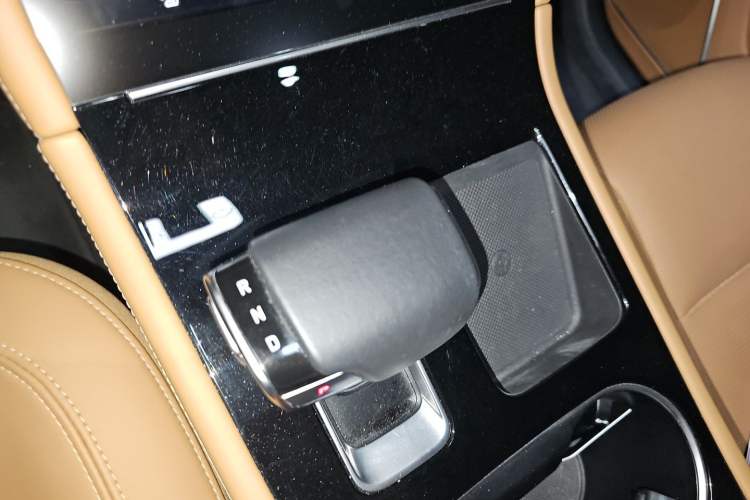 Used Li Auto ONE 2021 Extended-Range 6-Seater Version Gear Lever