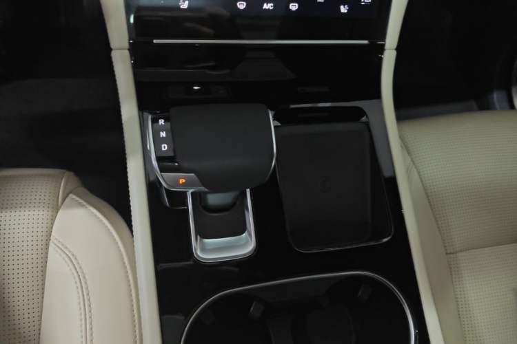 Used Li Auto ONE 2021 Extended-Range 6-Seater Version Gear Lever