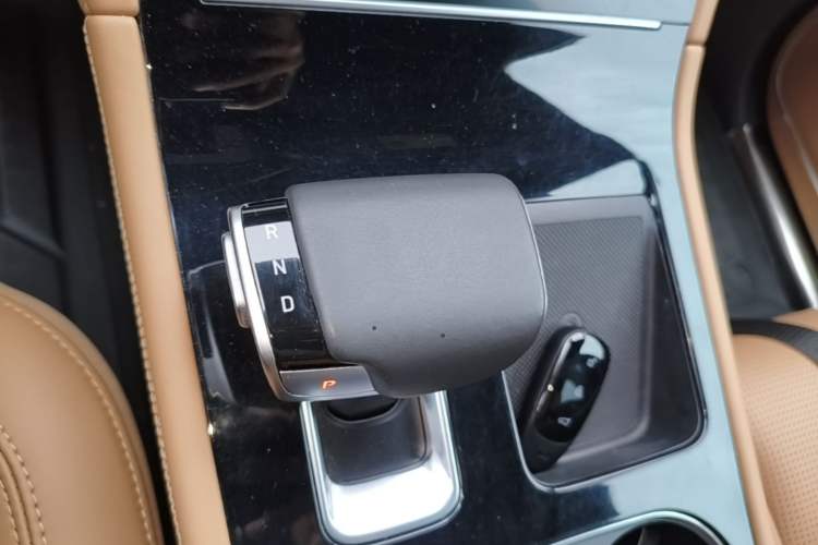 Used Li Auto ONE 2021 Extended-Range 6-Seater Version Gear Lever