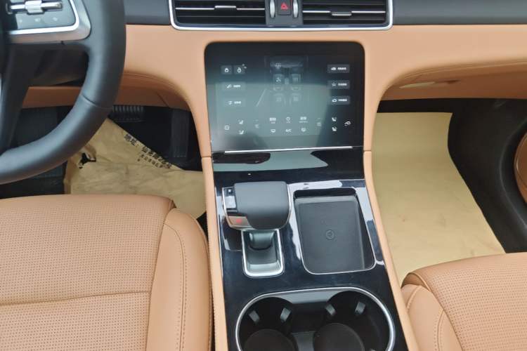 Used Li Auto ONE 2021 Extended-Range 6-Seater Version Gear Lever