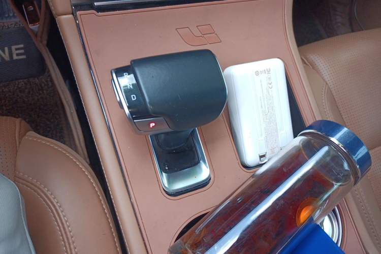 Used Li Auto ONE 2021 Extended-Range 6-Seater Version Gear Lever