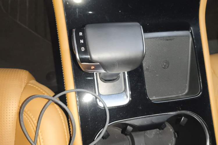 Used Li Auto ONE 2021 Extended-Range 6-Seater Version Gear Lever