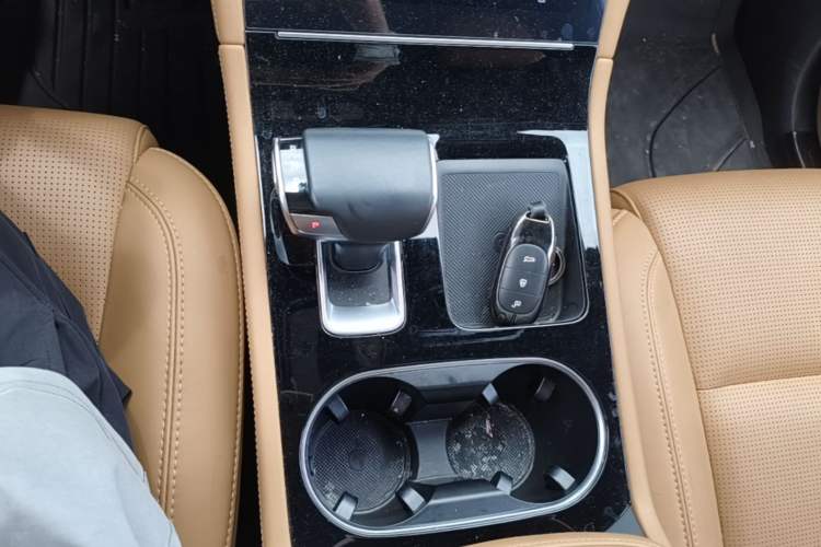 Used Li Auto ONE 2021 Extended-Range 6-Seater Version Gear Lever