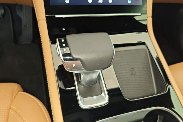 Used Li Auto ONE 2021 Extended-Range 6-Seater Version Gear Lever