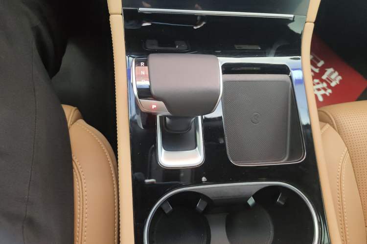 Used Li Auto ONE 2021 Extended-Range 6-Seater Version Gear Lever