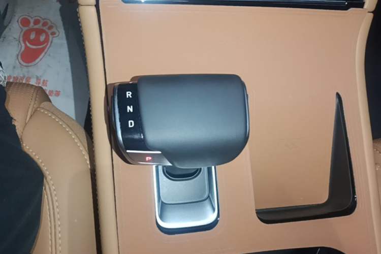 Used Li Auto ONE 2021 Extended-Range 6-Seater Version Gear Lever