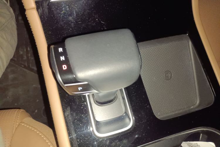 Used Li Auto ONE 2021 Extended-Range 6-Seater Version Gear Lever