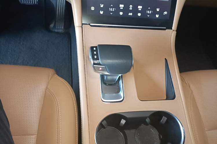 Used Li Auto ONE 2021 Extended-Range 6-Seater Version Gear Lever