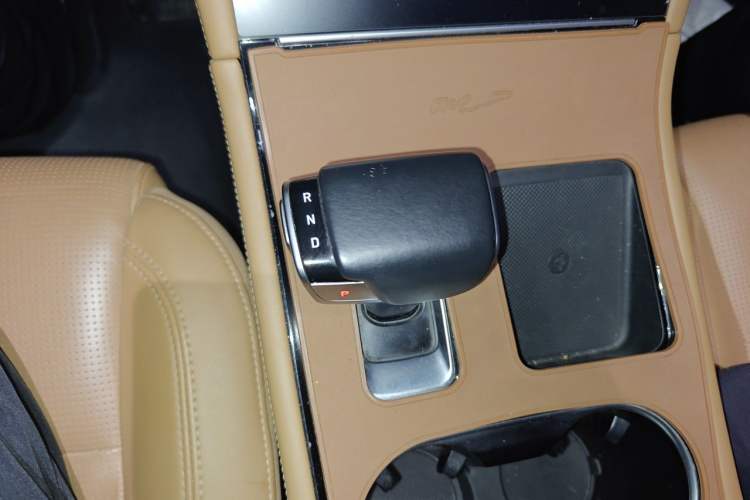Used Li Auto ONE 2021 Extended-Range 6-Seater Version Gear Lever