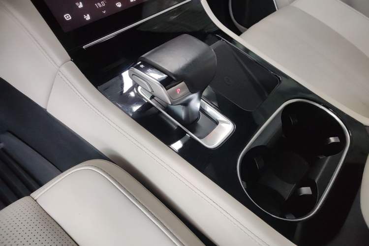 Used Li Auto ONE 2021 Extended-Range 6-Seater Version Gear Lever