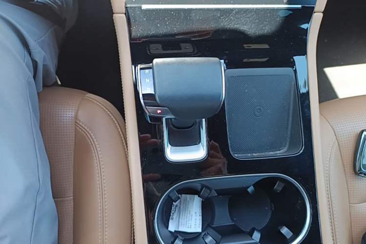 Used Li Auto ONE 2021 Extended-Range 6-Seater Version Gear Lever