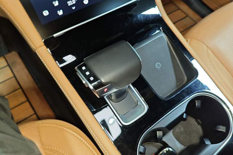 Used Li Auto ONE 2021 Extended-Range 6-Seater Version Gear Lever